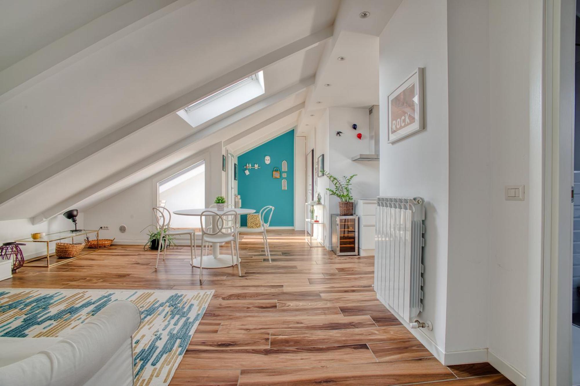Just Urban - Stunning Penthouse With Balcony - Porta Venezia Appartamento *