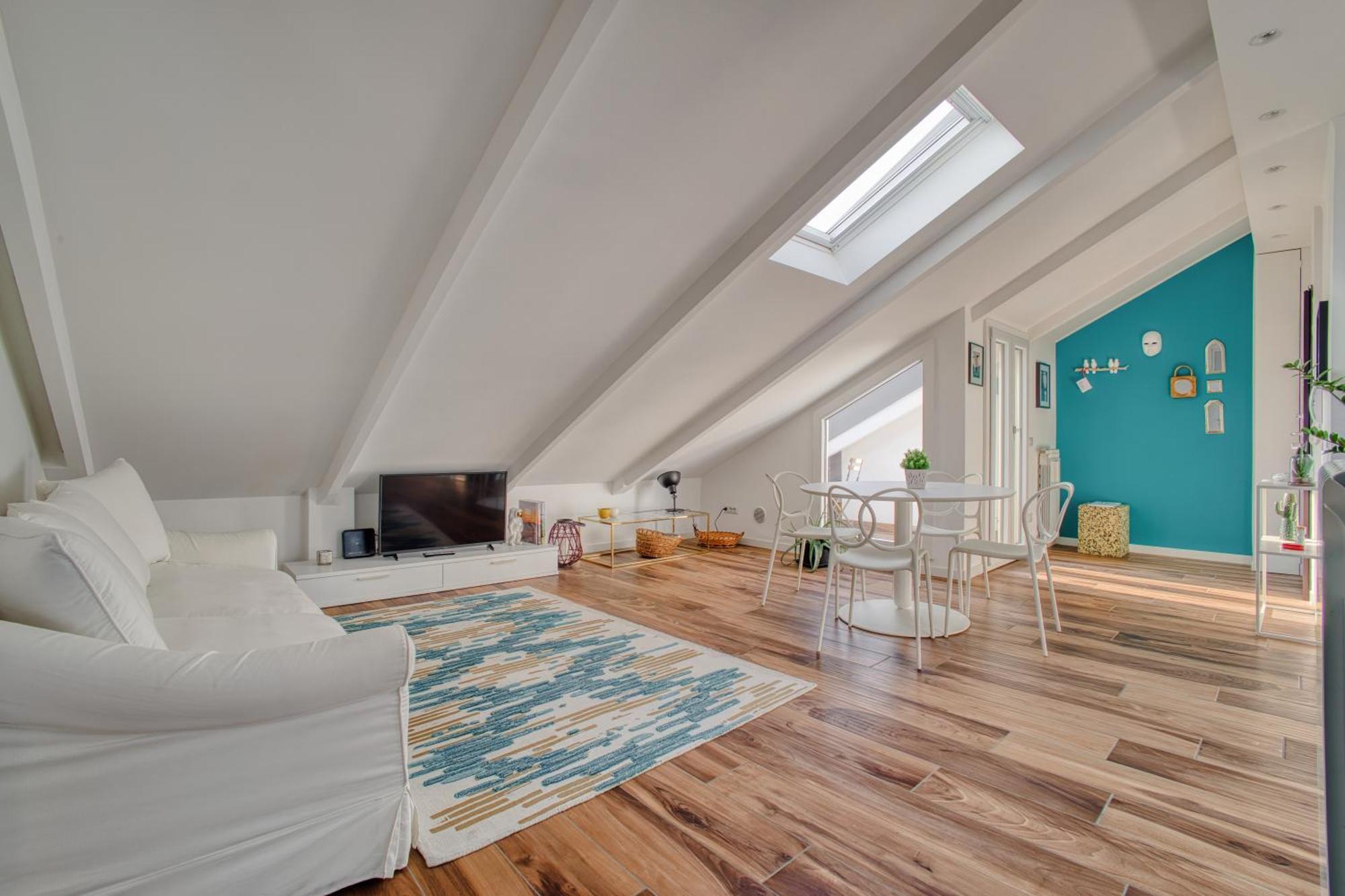 Just Urban - Stunning Penthouse With Balcony - Porta Venezia