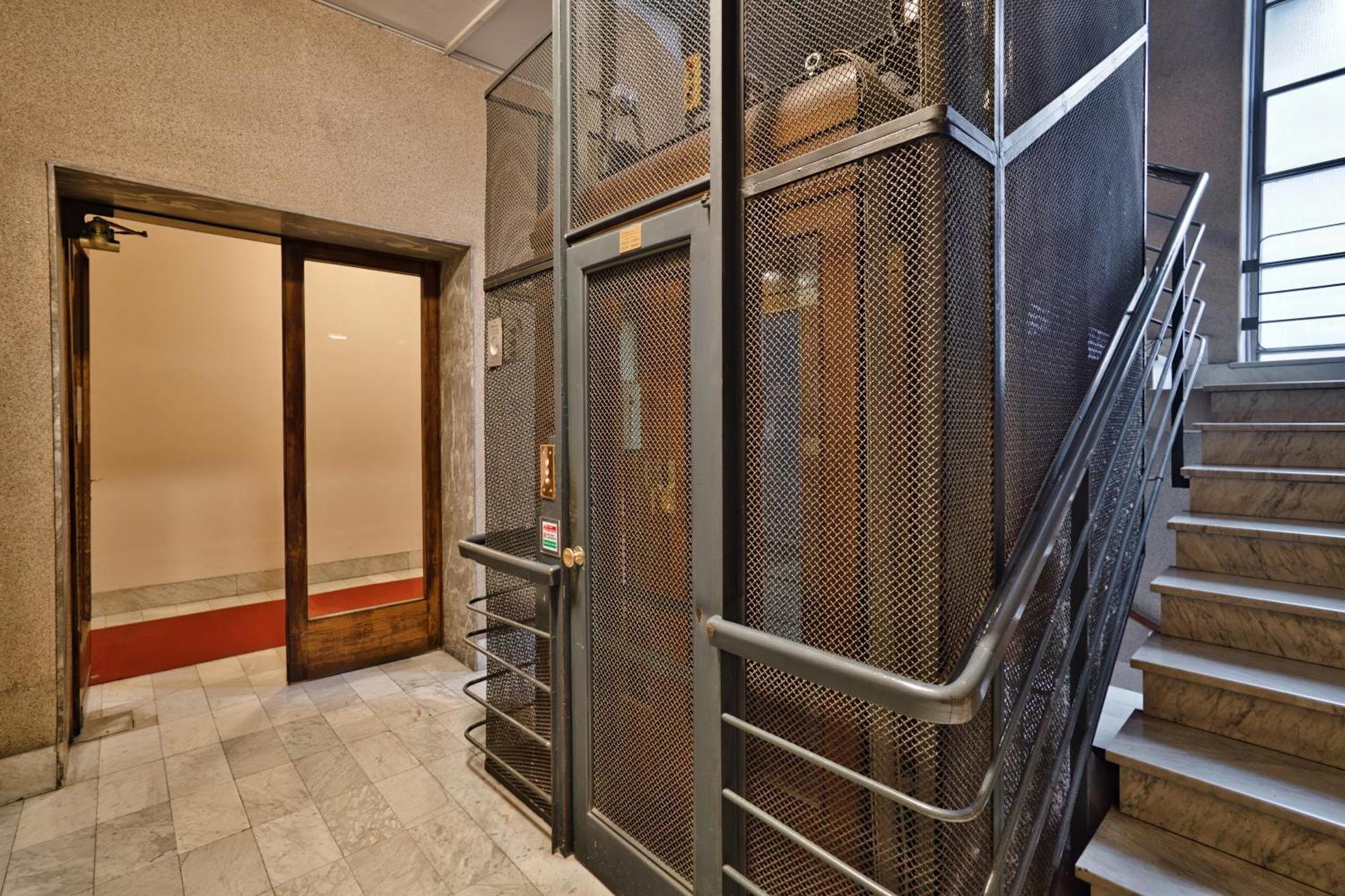 Stunning Penthouse With Balcony - Porta Venezia Milan